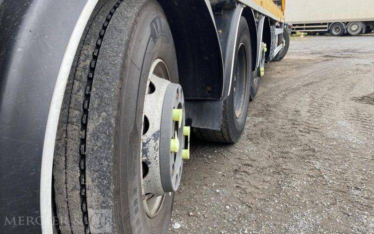 IVECO PORTEUR PORTE ENGINS STRALIS 420 DIESEL – PTAC : 32,25 T -282718 KMS – AN 2019  FG-317-YL