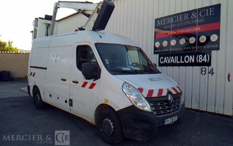 RENAULT MASTER NACELLE SUR VL 12M – 2354H – BLANC FH-236-XT