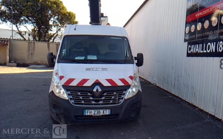 RENAULT MASTER NACELLE SUR VL 12M – 2354H – BLANC FH-236-XT