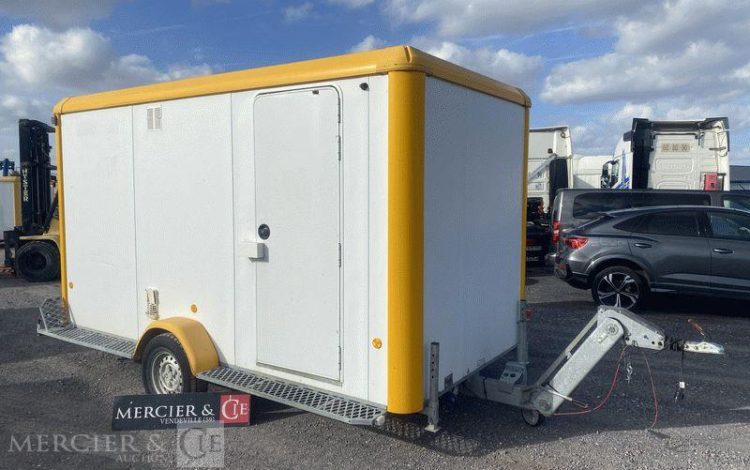 CNSE ABRIS DE CHANTIER 9M2 ISOLE + WC  FK-600-VE