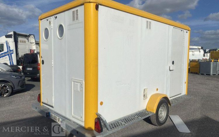 CNSE ABRIS DE CHANTIER 9M2 ISOLE + WC  FK-600-VE