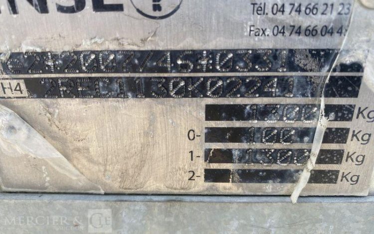 CNSE ABRIS DE CHANTIER 9M2 ISOLE + WC  FK-600-VE