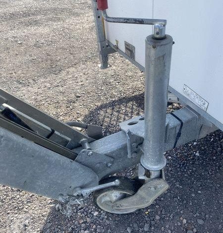 CNSE ABRIS DE CHANTIER 9M2 ISOLE + WC  FK-600-VE