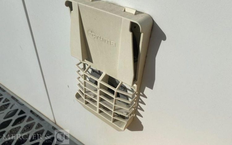 CNSE ABRIS DE CHANTIER 9M2 ISOLE + WC  FK-600-VE