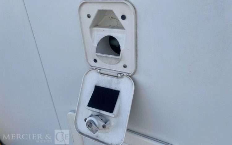 CNSE ABRIS DE CHANTIER 9M2 ISOLE + WC  FK-600-VE
