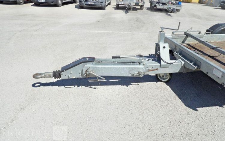 HUBIERE REMORQUE PORTE ENGIN 2T8  FM-753-YR