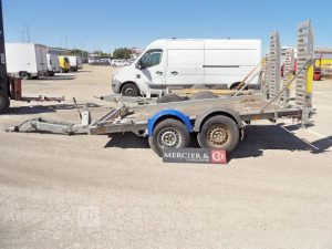 HUBIERE REMORQUE PORTE ENGIN 2T8  FP-338-JC
