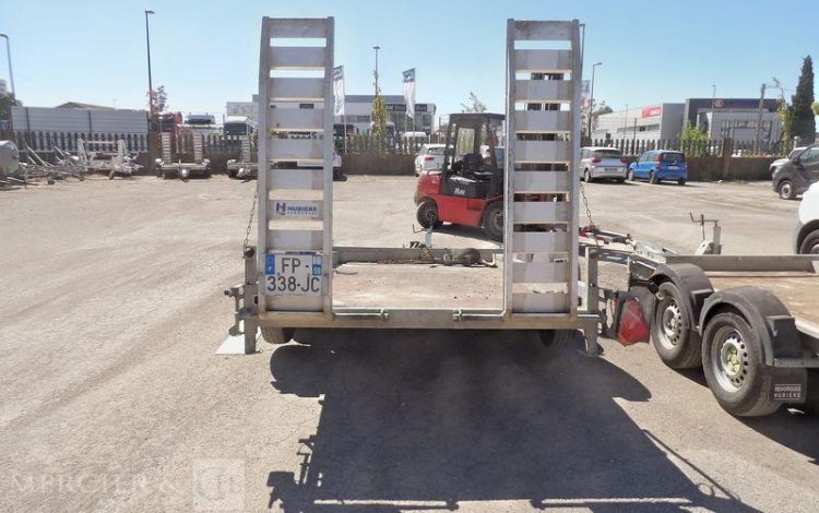 HUBIERE REMORQUE PORTE ENGIN 2T8  FP-338-JC