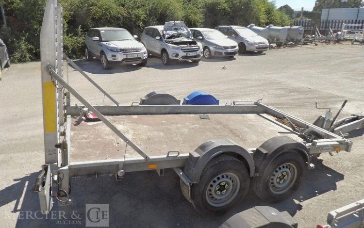 HUBIERE REMORQUE PORTE ENGIN 2T8  FP-338-JC