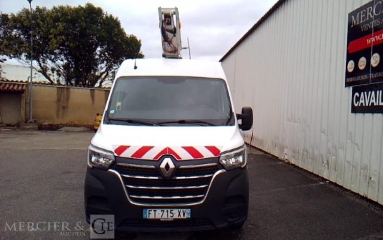 RENAULT MASTER AVEC NACELLE VERSALIFT ETL32-125 12-14M  FT-715-XV