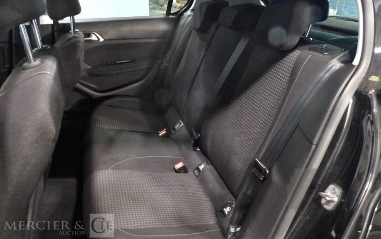 PEUGEOT 308  FV-551-HW