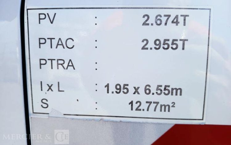 RENAULT TRAFIC 2.0 dCi 16V AVEC NACELLE KLUBB KL21B – DIESEL – 642 HEURES – ANNEE 2021 BLANC GA-092-DJ
