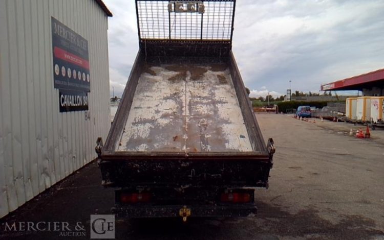 FUSO CANTER SMALL 3T5 130CV BLANC EMPT 25500  GB-536-YN