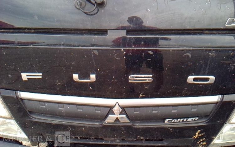 FUSO CANTER SMALL 3T5 130CV BLANC EMPT 25500  GB-536-YN