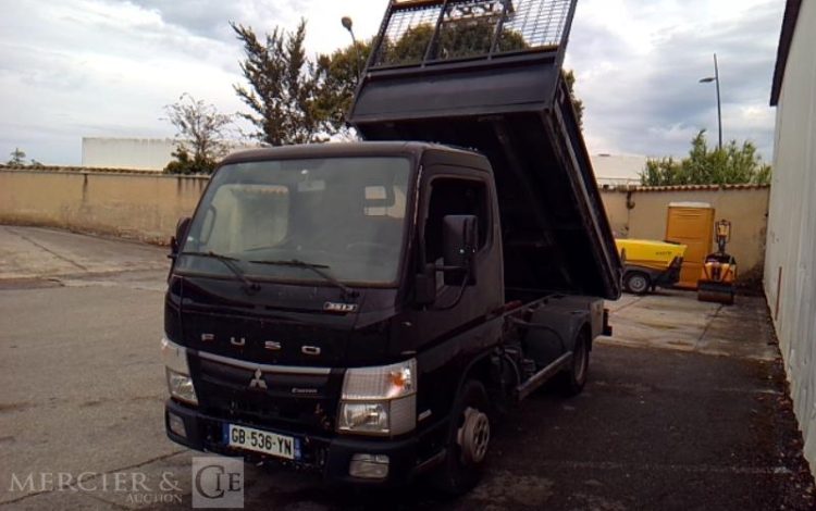 FUSO CANTER SMALL 3T5 130CV BLANC EMPT 25500  GB-536-YN