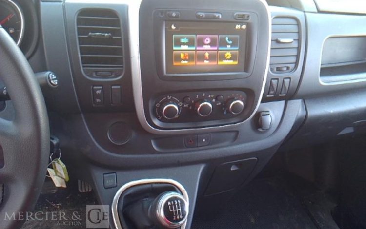 RENAULT TRAFIC GCF 1000 L1H1 120 DCI BLANC GB-592-PS
