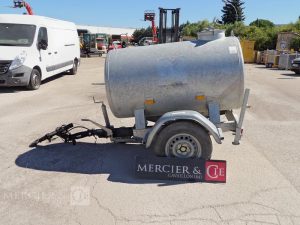 HUBIERE TONNE A EAU 1000L  GE-579-LB