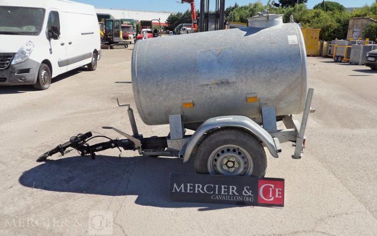HUBIERE TONNE A EAU 1000L  GE-579-LB