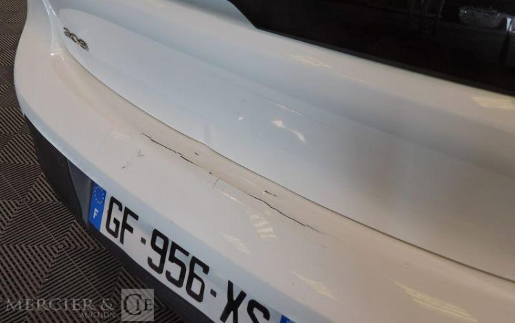 PEUGEOT 208 PURETECH 100CH ACTIVE PACK BLANC GF-956-XS