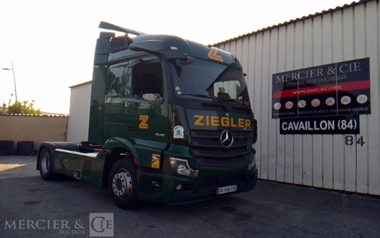 MERCEDES ACTROS 1845 – 4X2 – PTAC 19T  GG-506-EB