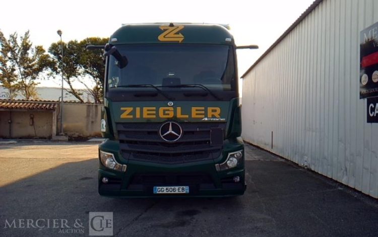 MERCEDES ACTROS 1845 – 4X2 – PTAC 19T  GG-506-EB