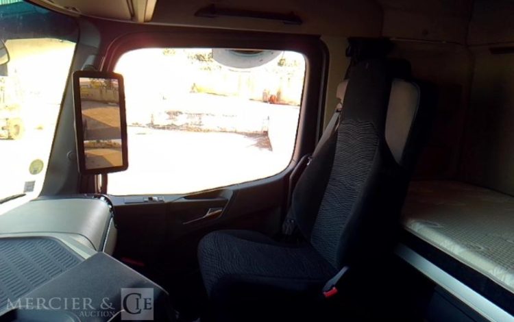 MERCEDES ACTROS 1845 – 4X2 – PTAC 19T  GG-506-EB