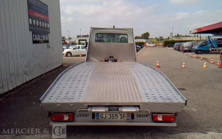 IVECO 35-180  PORTE VOITURE BLANC GJ-369-SF