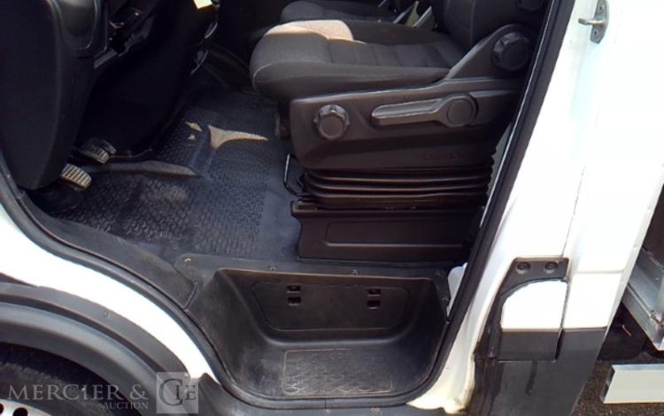 IVECO 35-180  PORTE VOITURE BLANC GJ-369-SF