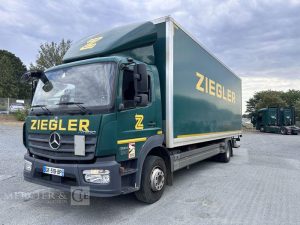 MERCEDES ATEGO 1324 CAISSE HAYON VERT GK-519-BP