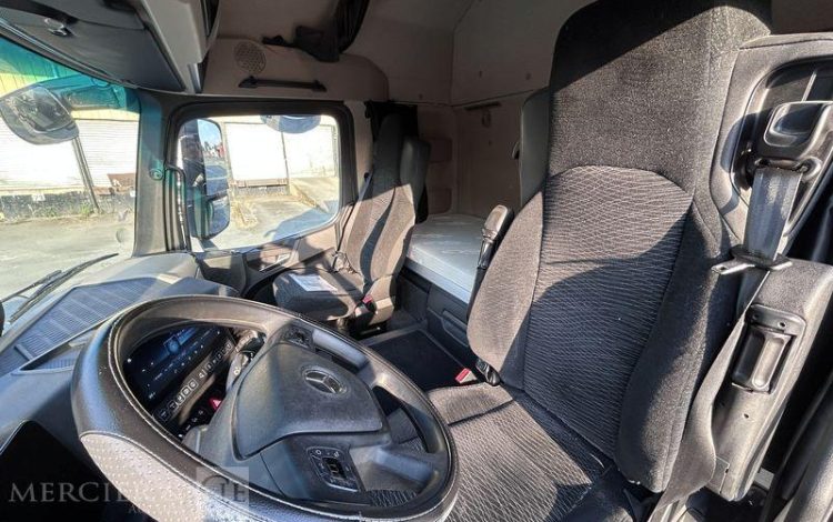 MERCEDES ACTROS 1845 CAISSE HAYON BLANC GN-183-GH