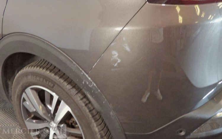 PEUGEOT 3008 130CH ALLURE PACK GRIS GP-109-MB