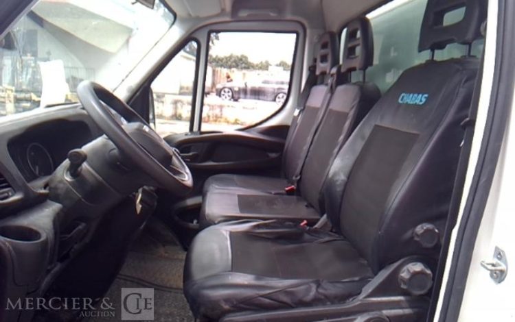 IVECO DAILY 35-160 BENNE SIMPLE CABINE COFFRE BLANC GV-378-FM