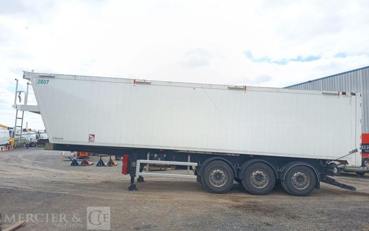 SOCARI SEMI REORQUE BENNE CEREALIERE BASCULANTE 3 ESSIEUX – PTAC 38 TONNES – ANNEE 2024  GX-212-LH
