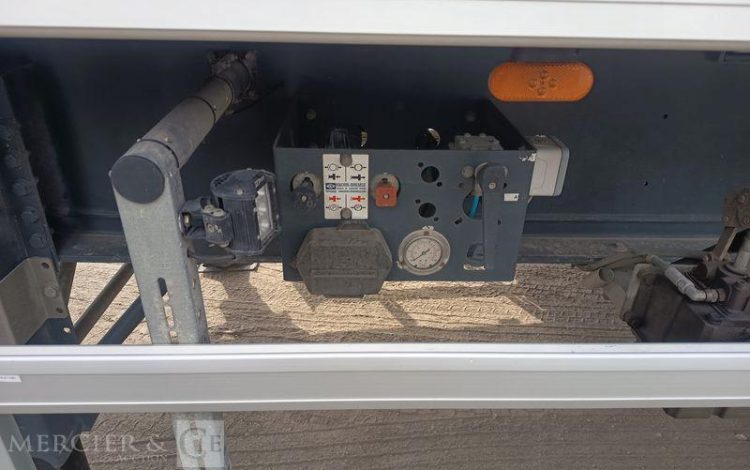 SOCARI SEMI REORQUE BENNE CEREALIERE BASCULANTE 3 ESSIEUX – PTAC 38 TONNES – ANNEE 2024  GX-212-LH
