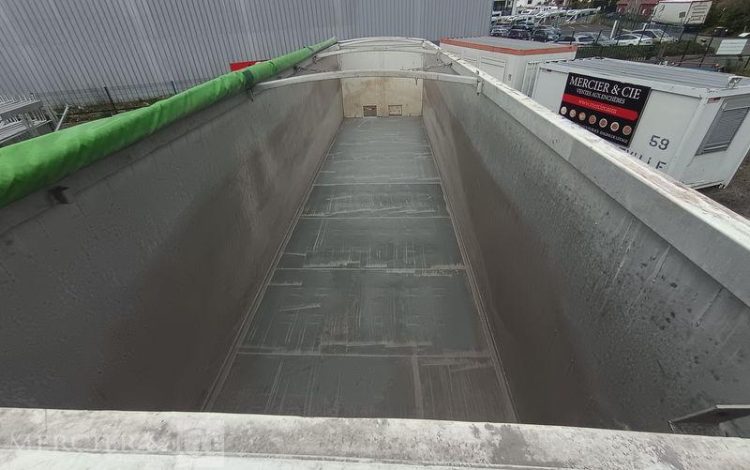 SOCARI SEMI REORQUE BENNE CEREALIERE BASCULANTE 3 ESSIEUX – PTAC 38 TONNES – ANNEE 2024  GX-212-LH