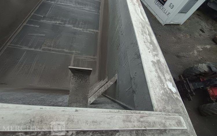 SOCARI SEMI REORQUE BENNE CEREALIERE BASCULANTE 3 ESSIEUX – PTAC 38 TONNES – ANNEE 2024  GX-212-LH