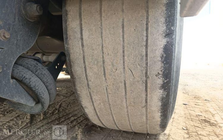 SOCARI SEMI REORQUE BENNE CEREALIERE BASCULANTE 3 ESSIEUX – PTAC 38 TONNES – ANNEE 2024  GX-212-LH
