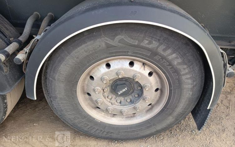 SOCARI SEMI REORQUE BENNE CEREALIERE BASCULANTE 3 ESSIEUX – PTAC 38 TONNES – ANNEE 2024  GX-212-LH