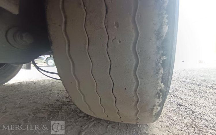 SOCARI SEMI REORQUE BENNE CEREALIERE BASCULANTE 3 ESSIEUX – PTAC 38 TONNES – ANNEE 2024  GX-212-LH