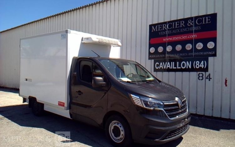 RENAULT TRAFIC FRIGO VAN PC CF L2H1 3T BLUE DCI 150 E6DF NOIR GX-583-FX