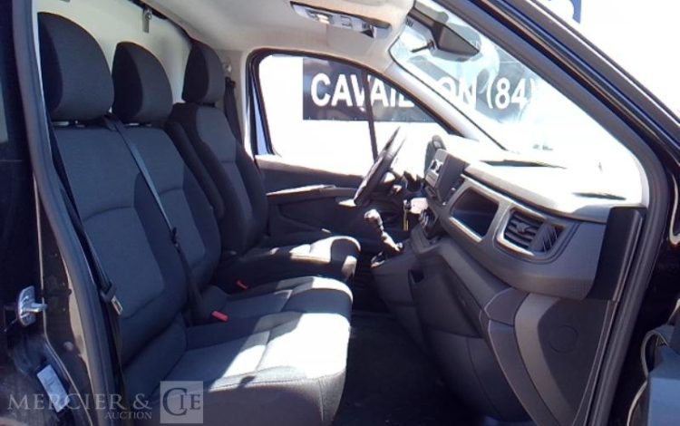 RENAULT TRAFIC FRIGO VAN PC CF L2H1 3T BLUE DCI 150 E6DF NOIR GX-583-FX