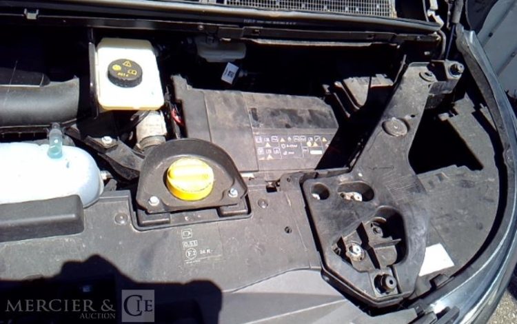 RENAULT TRAFIC FRIGO VAN PC CF L2H1 3T BLUE DCI 150 E6DF NOIR GX-583-FX