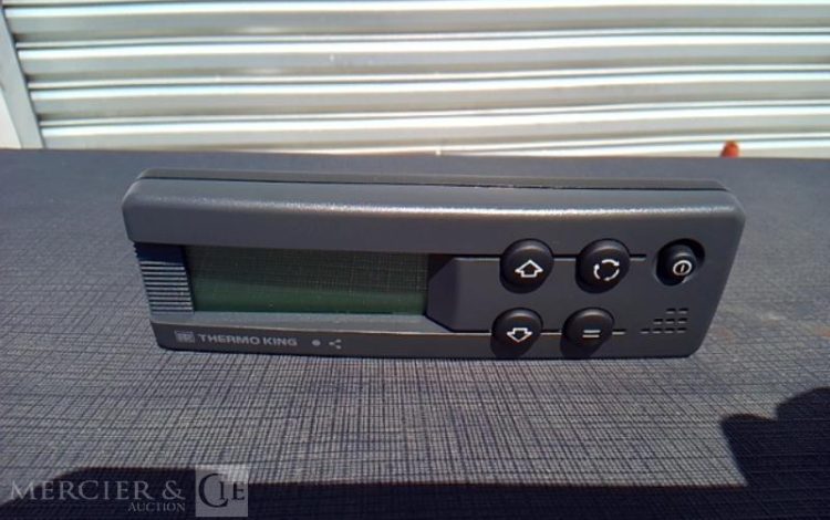 RENAULT TRAFIC FRIGO VAN PC CF L2H1 3T BLUE DCI 150 E6DF NOIR GX-583-FX