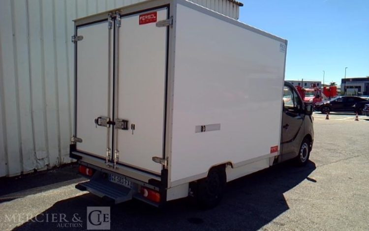 RENAULT TRAFIC FRIGO VAN PC CF L2H1 3T BLUE DCI 150 E6DF NOIR GX-583-FX