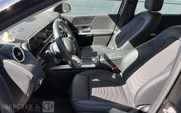 MERCEDES CLASSE B 200d 150ch PROGRESSIVE LINE 8G-DCT NOIR GY-390-ZP