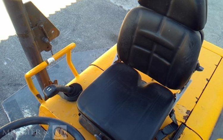 AUSA DUMPER ARTICULE GYRABENNE D600APG – 6T – 3356H – AN2014  GYR010032