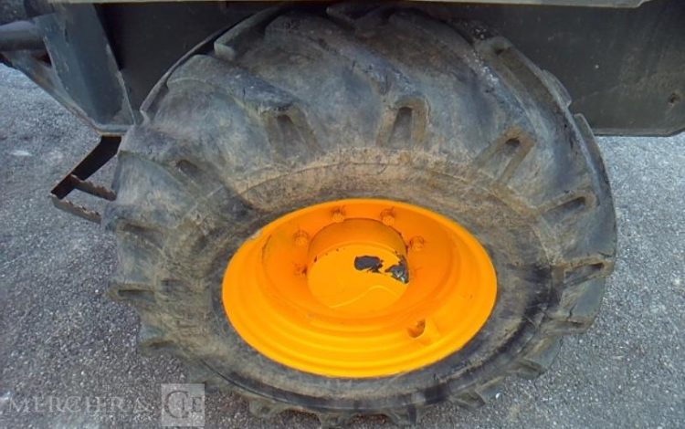 AUSA DUMPER ARTICULE GYRABENNE D600APG – 6T – 3356H – AN2014  GYR010032