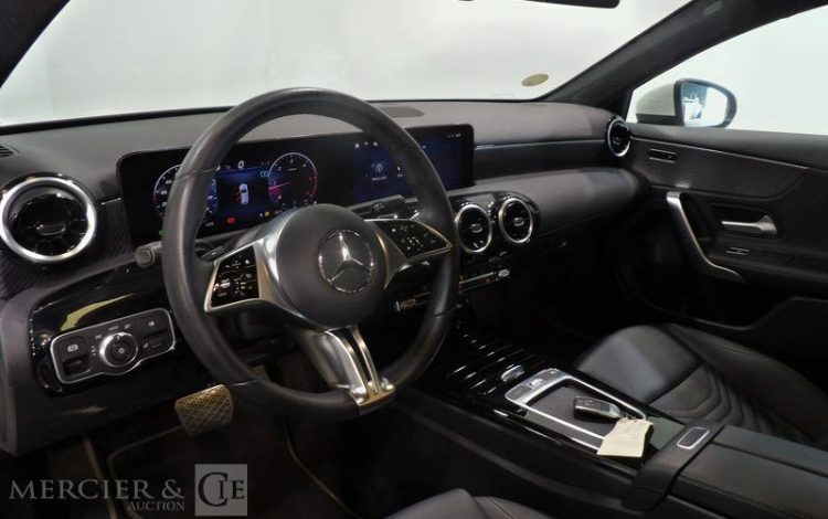 MERCEDES CLASSE A 180 D  HA-428-GV
