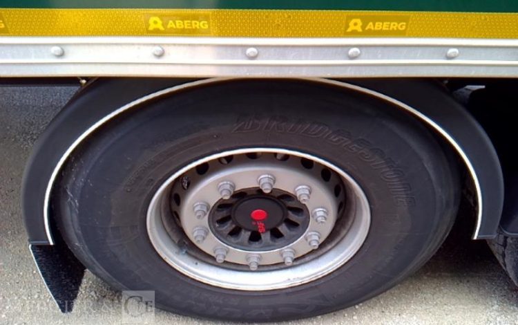 FRUEHAUF SREM FOURGON  HD-610-ZW