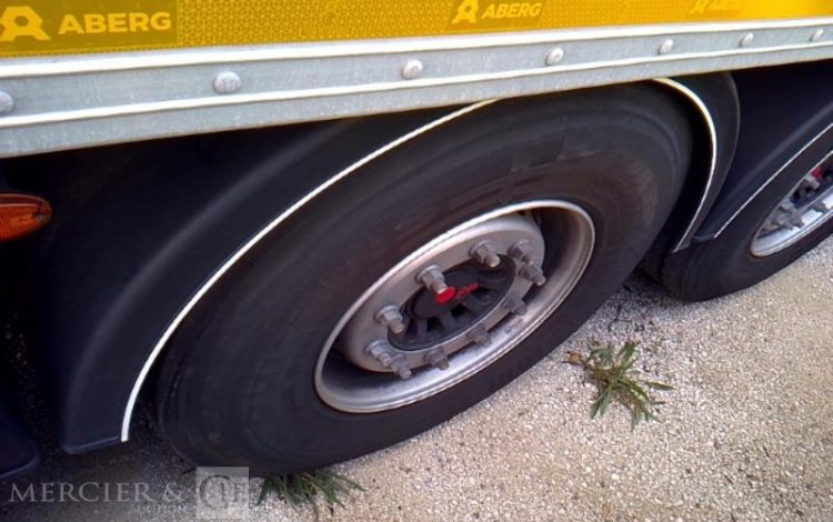 FRUEHAUF SREM FOURGON  HD-610-ZW